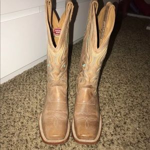 Tan/Turquoise Leather Boots